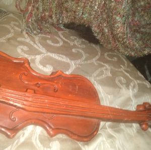 Wall decor violin